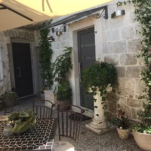 Laura 2*, Split Croatia